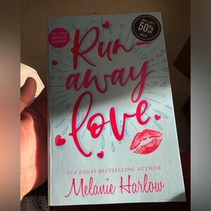 Run away Love Melanie Harlow